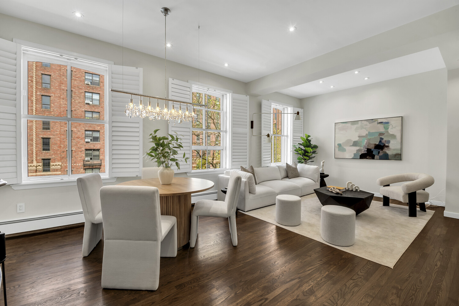 442 W 23RD Street E