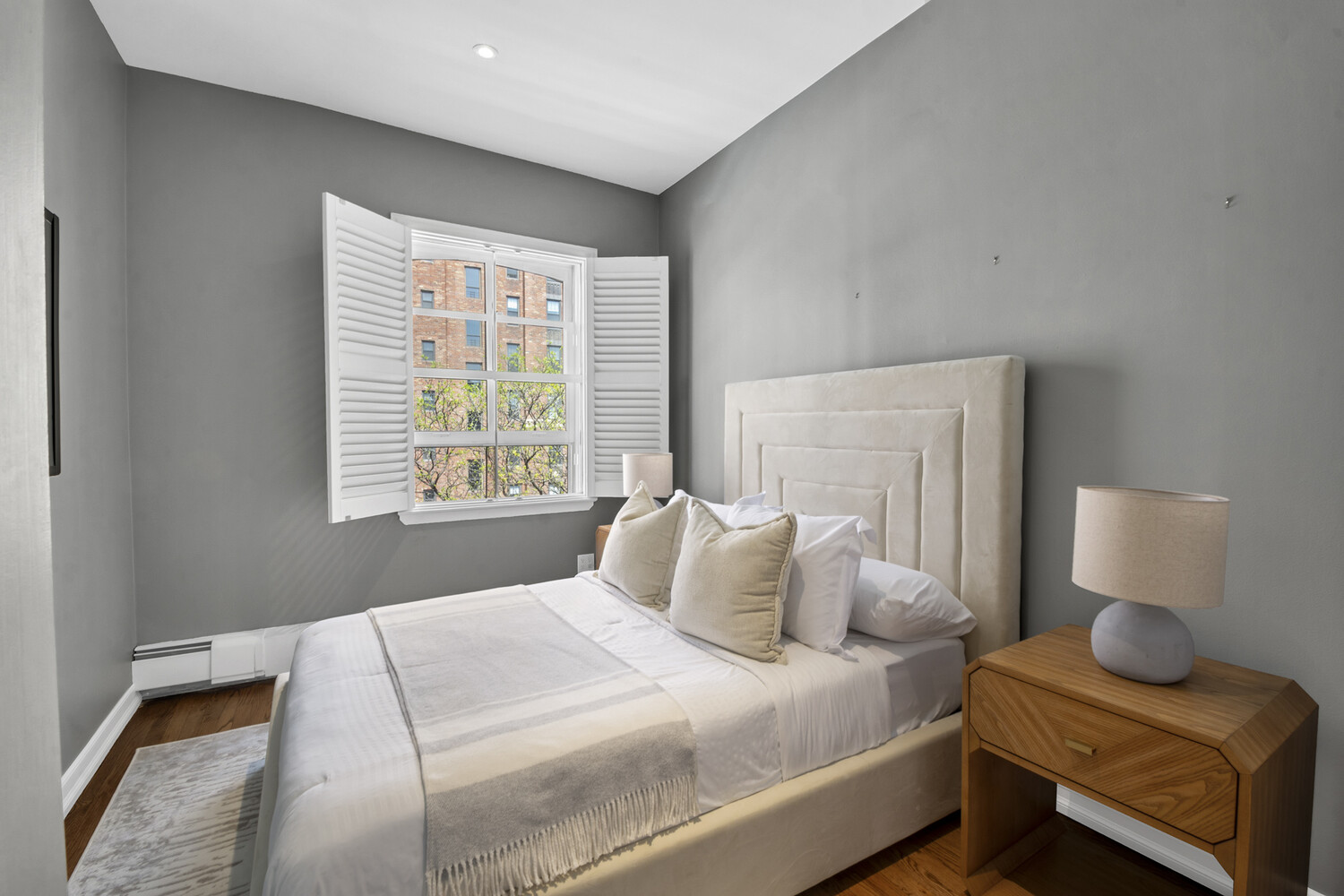 442 W 23RD Street E