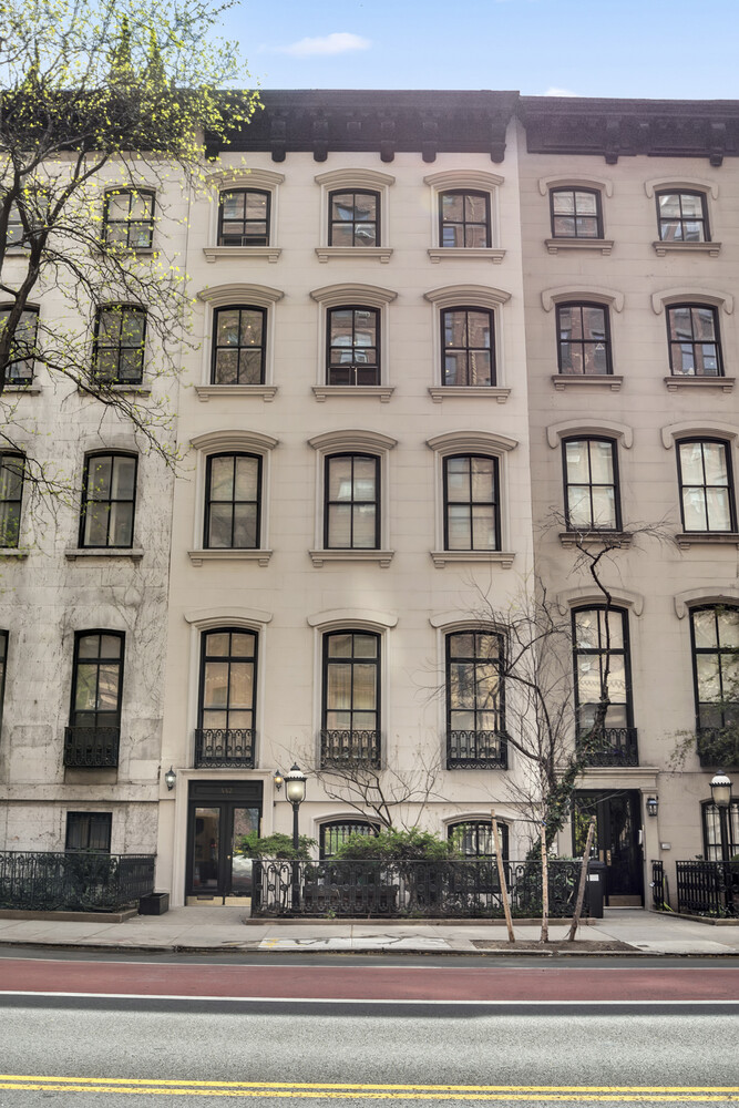 442 W 23RD Street E