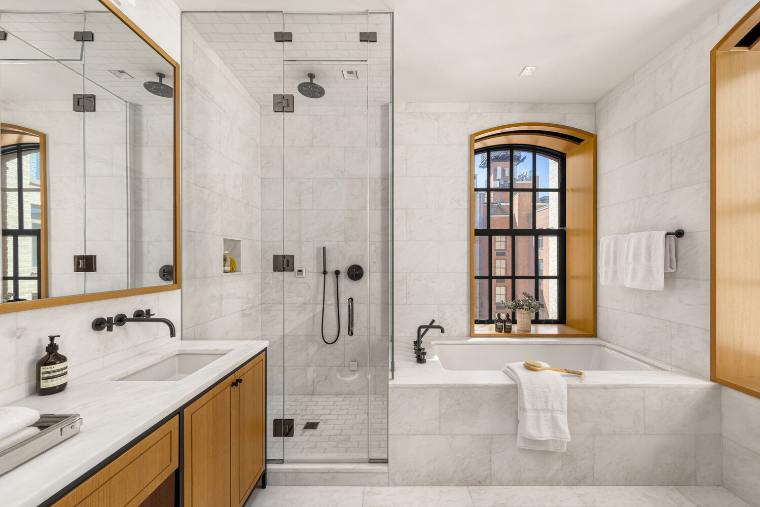 36 BLEECKER Street 5A