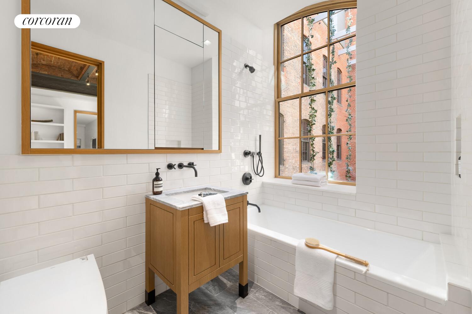 36 BLEECKER Street 5A