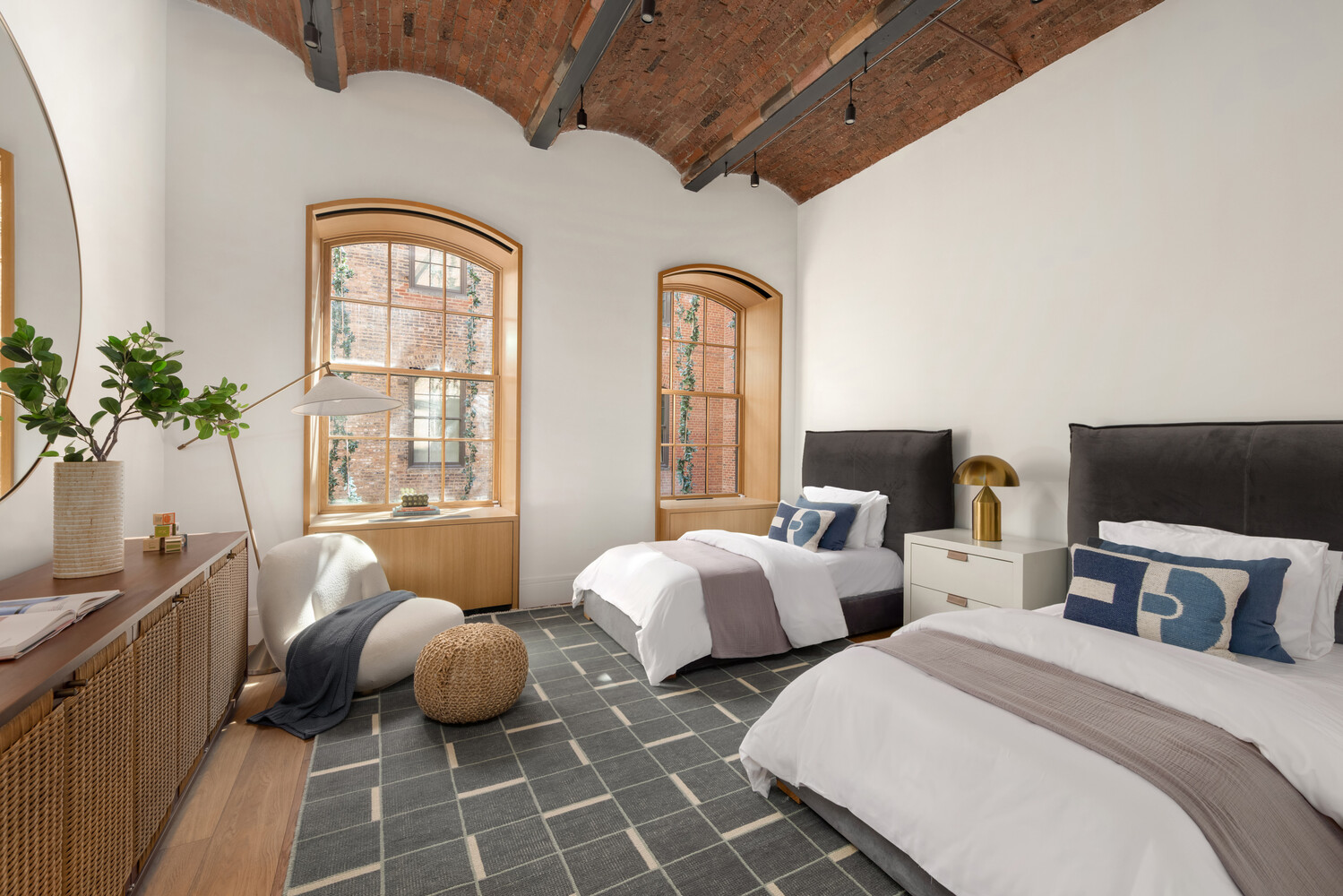 36 BLEECKER Street 5A