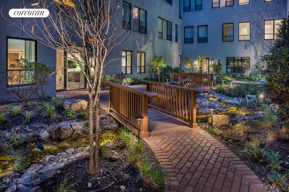 416 W 52ND Street 526