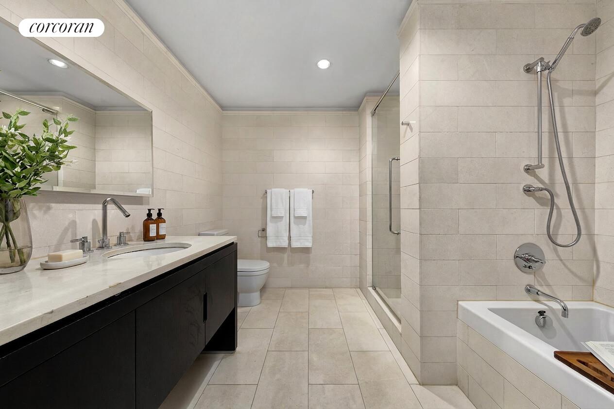 225 5TH Avenue PHB