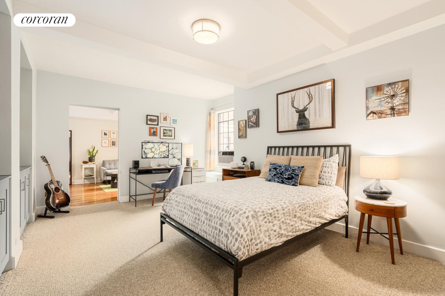 25 TUDOR CITY Place 1815/1816