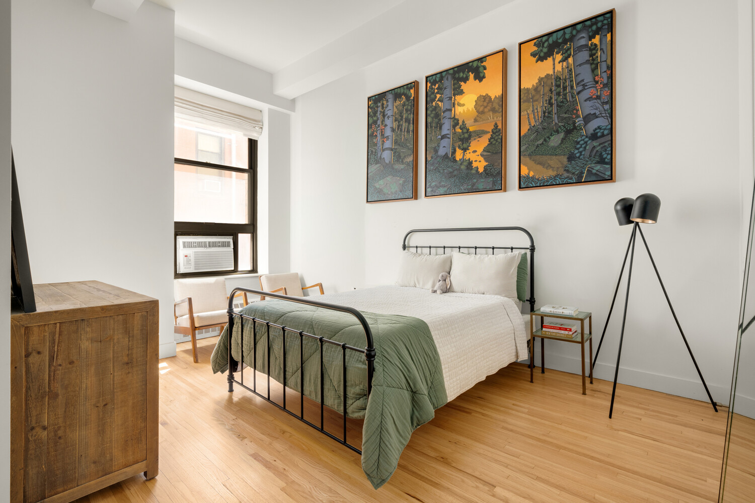148 W 23RD Street 4B