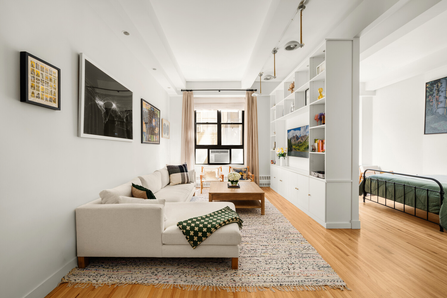 148 W 23RD Street 4B