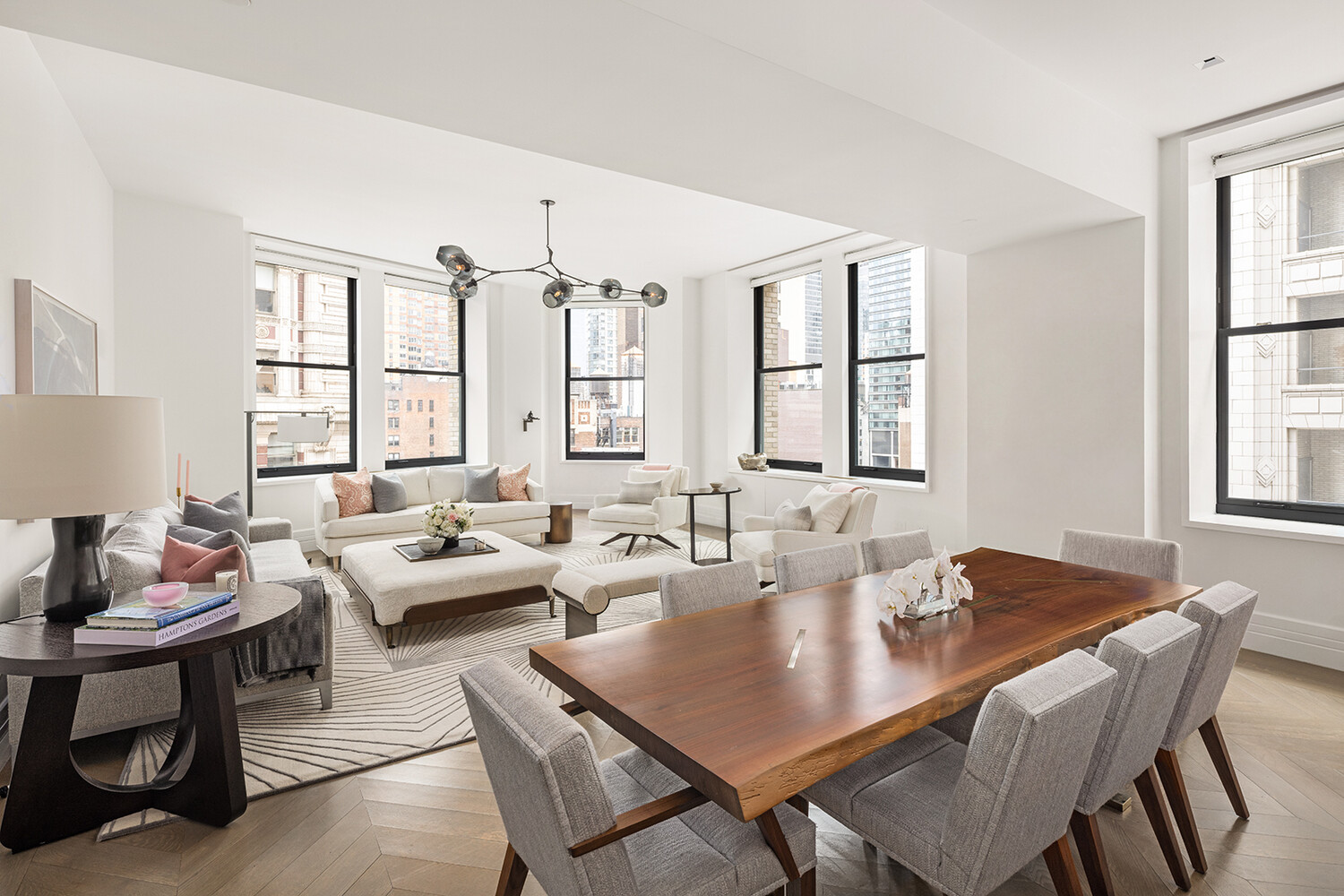212 5TH Avenue 14B