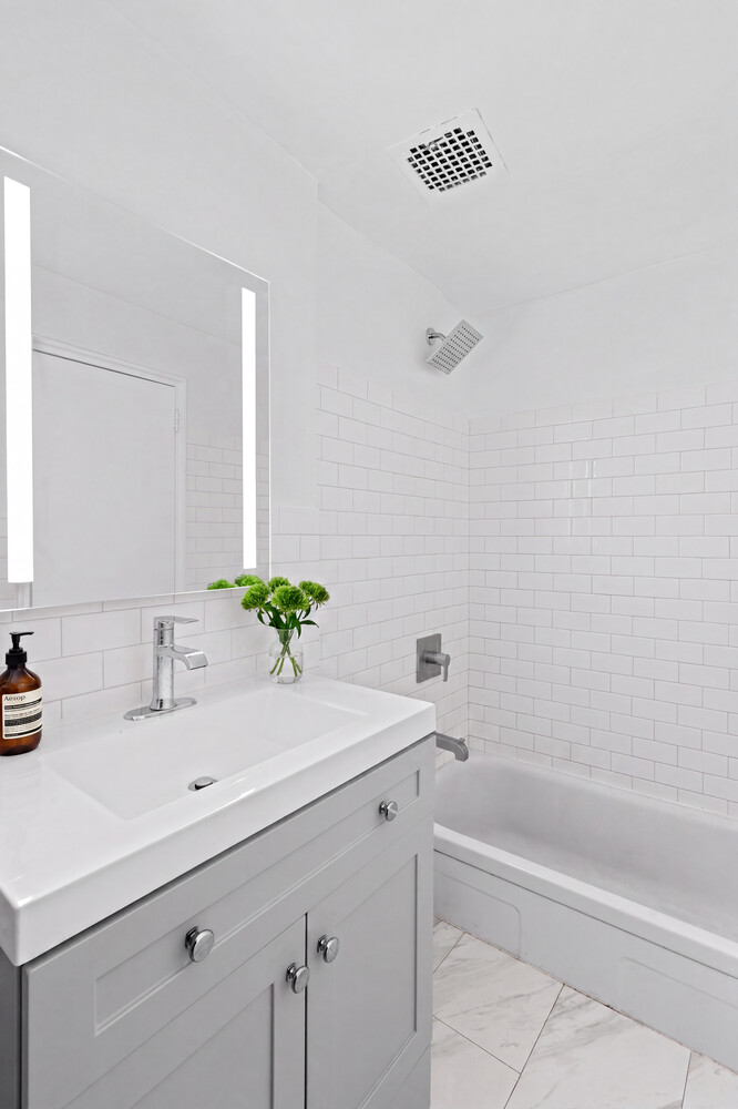 513 E 5TH Street 2A
