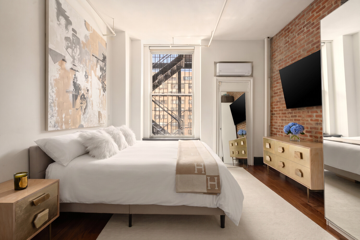 12 W 17TH Street 6