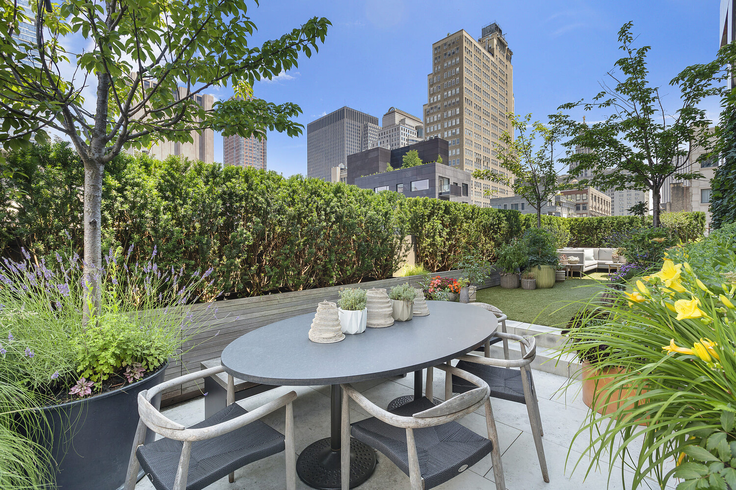 37 WARREN Street PHCD