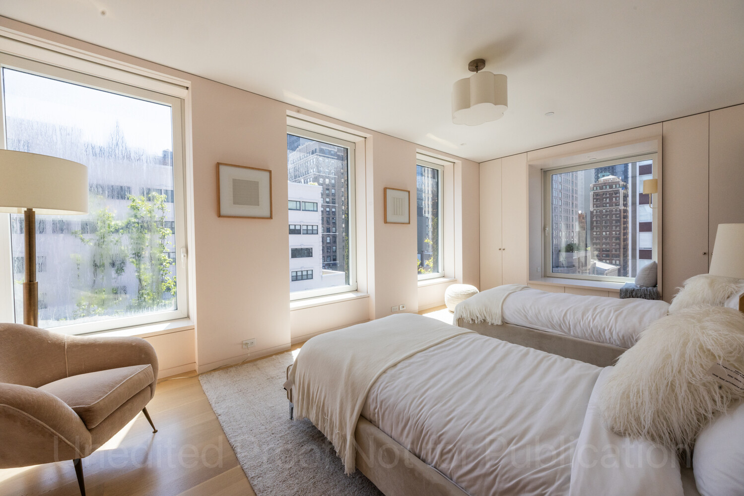 37 WARREN Street PHCD