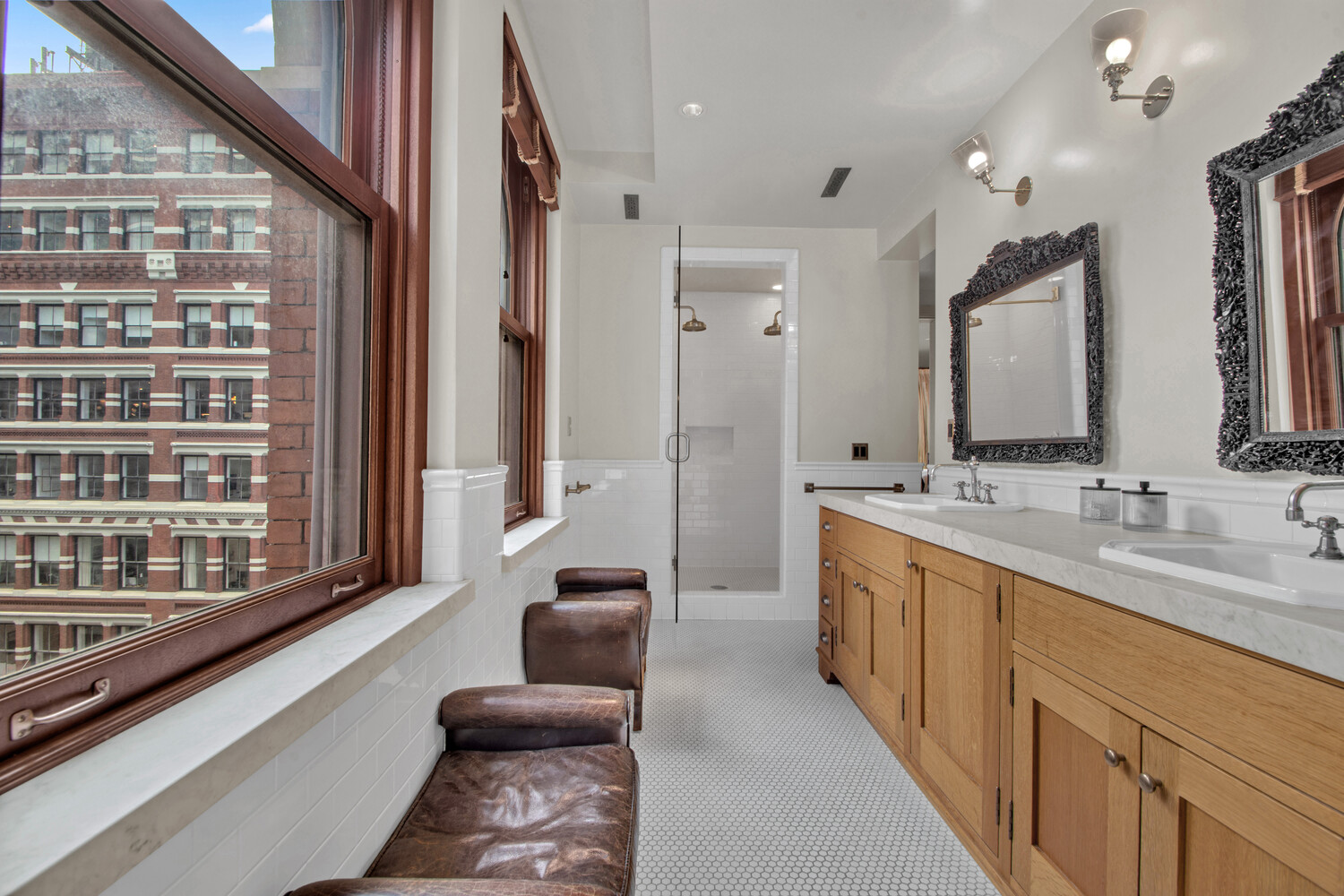 104 GRAND Street 1