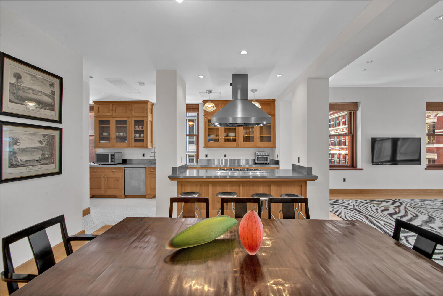 104 GRAND Street 1