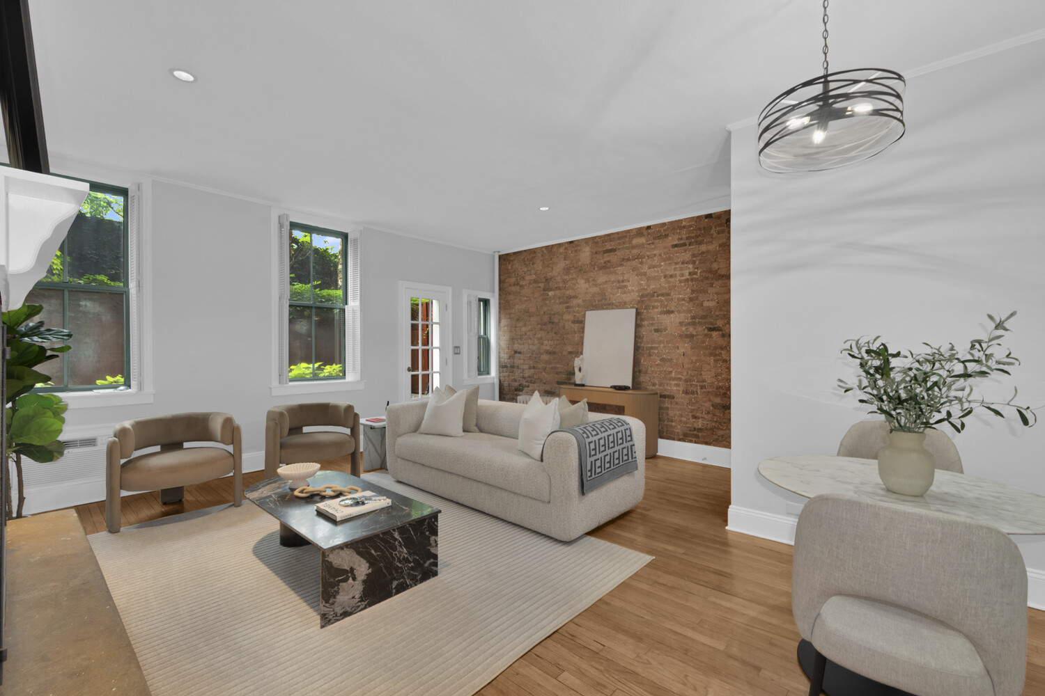 256 W 21ST Street G1