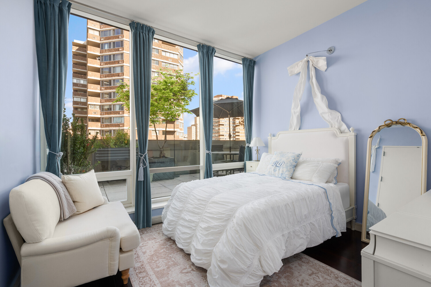 300 E 23RD Street 14B