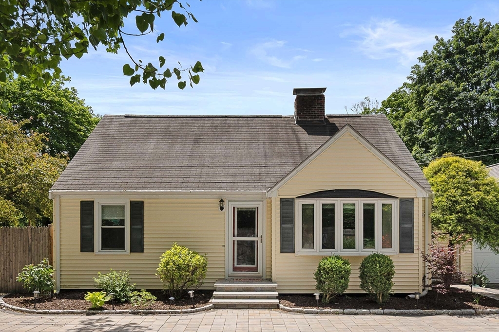 389 Commonwealth Rd.