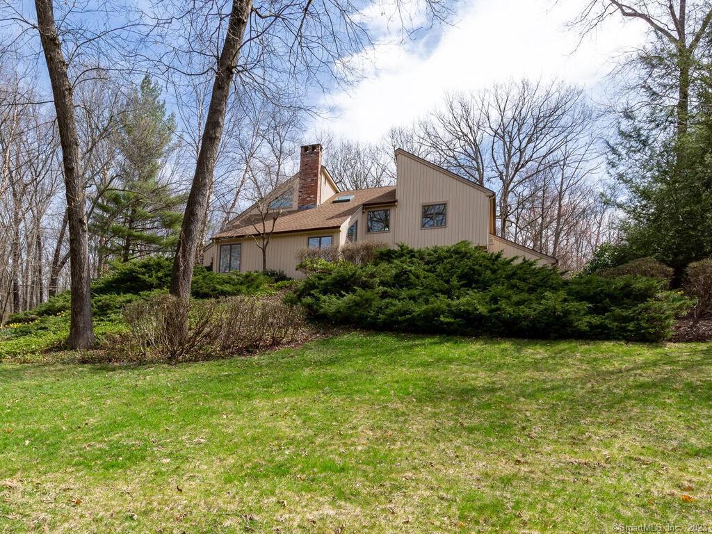 101 Ayrshire Lane