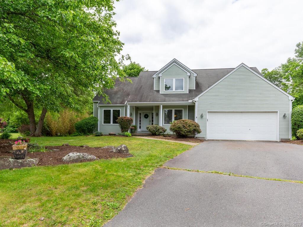 97 Spring Wood Lane