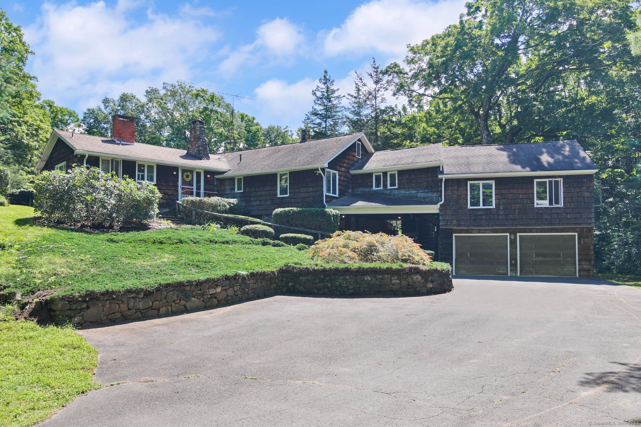 193 West Avon Road