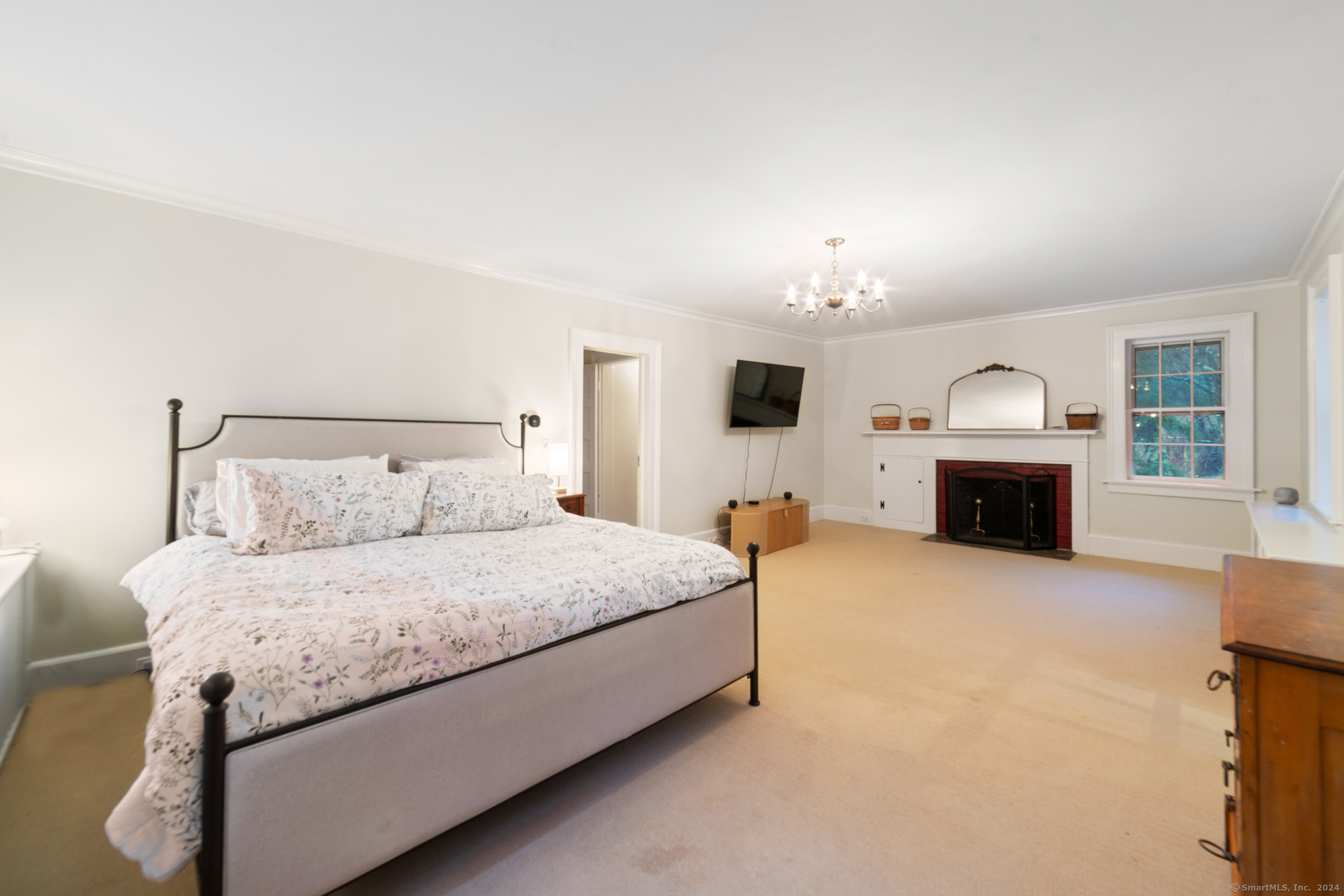 39 Litchfield Road