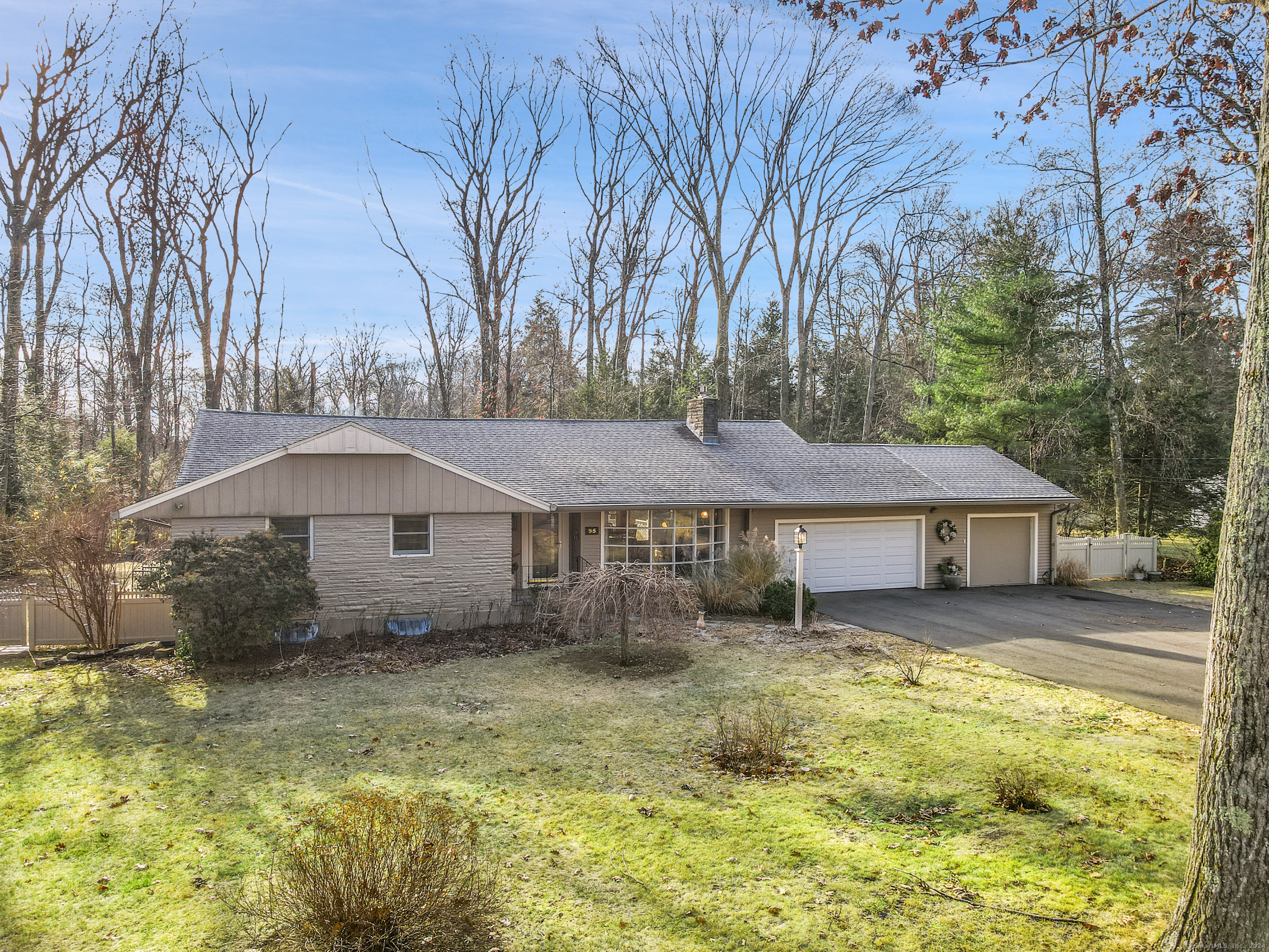 95 Country Club Road