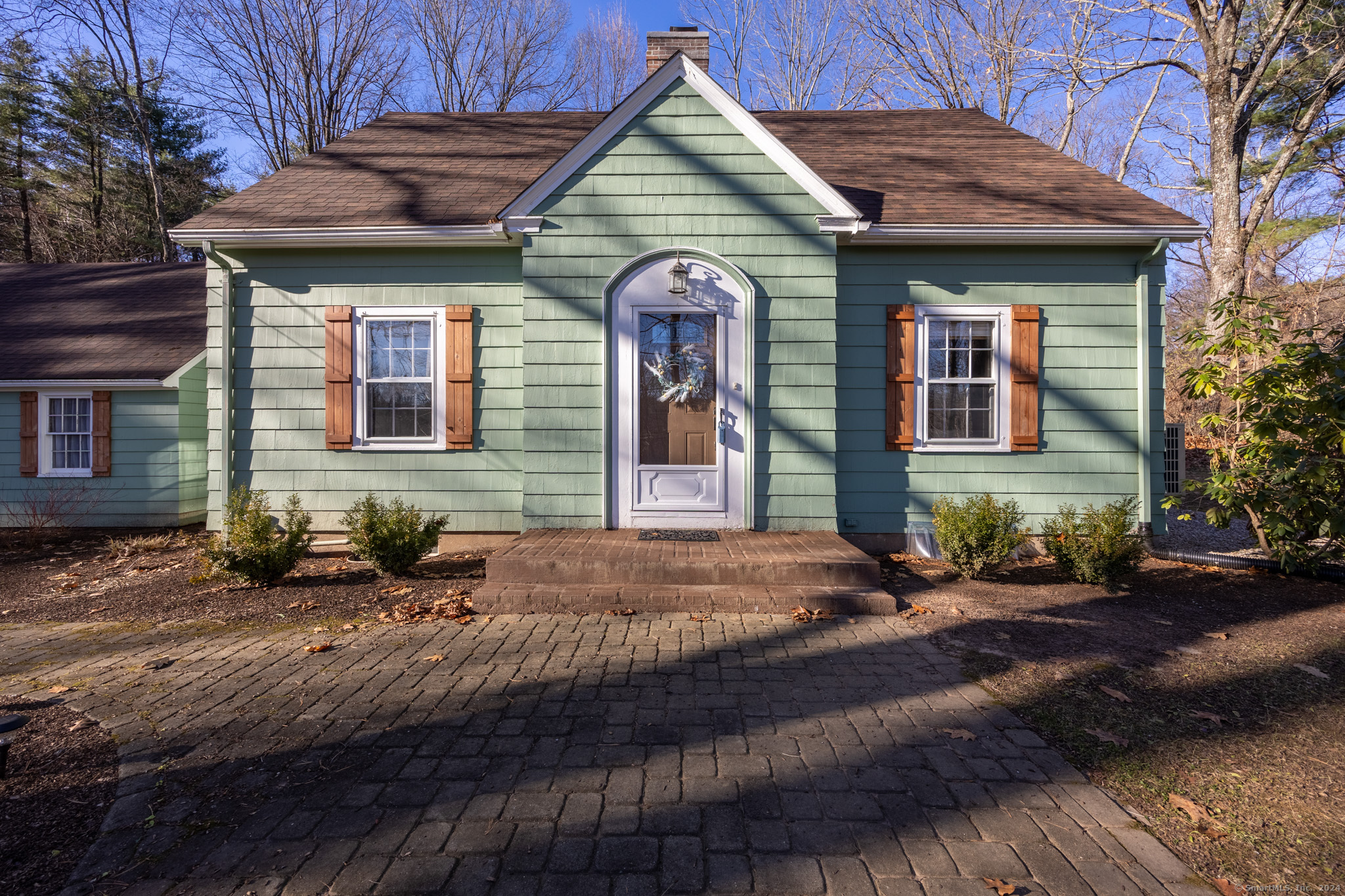 463 Simsbury Road