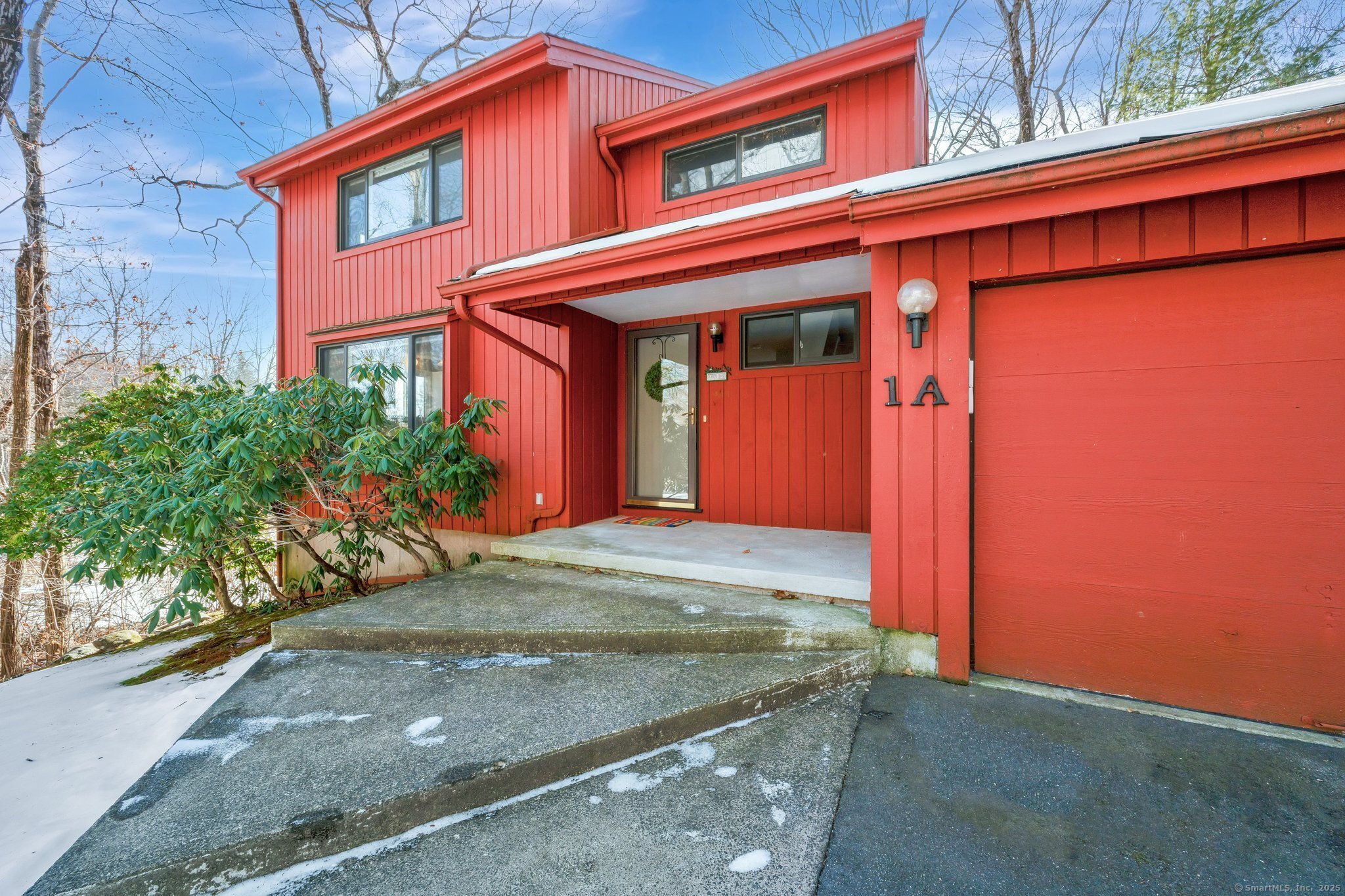 1A Farmington Chase Crescent