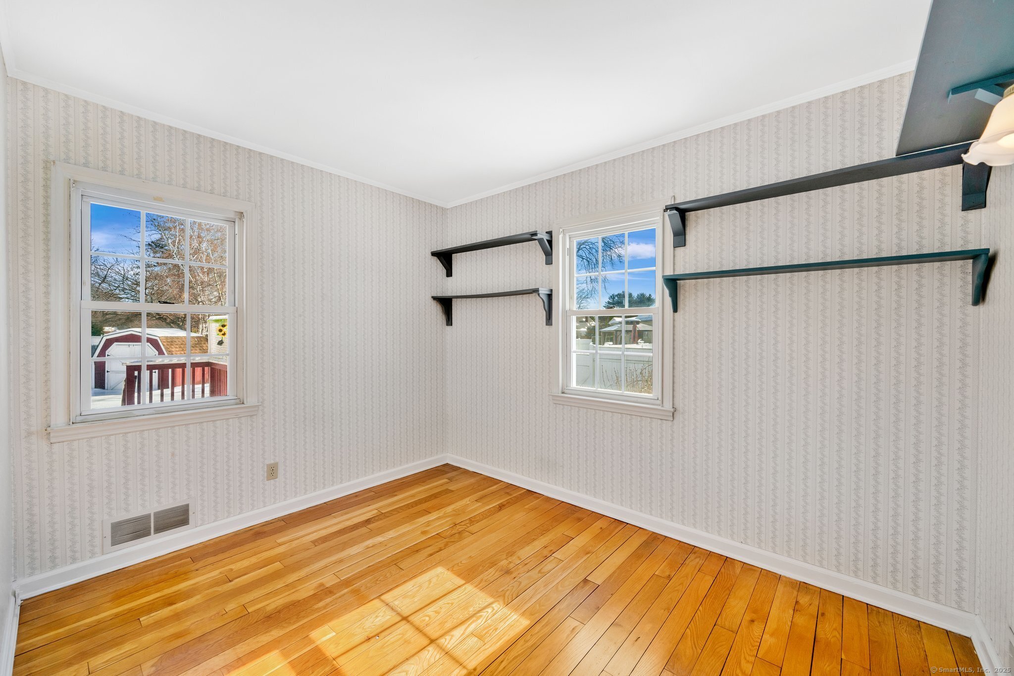 6 Sylvia Lane