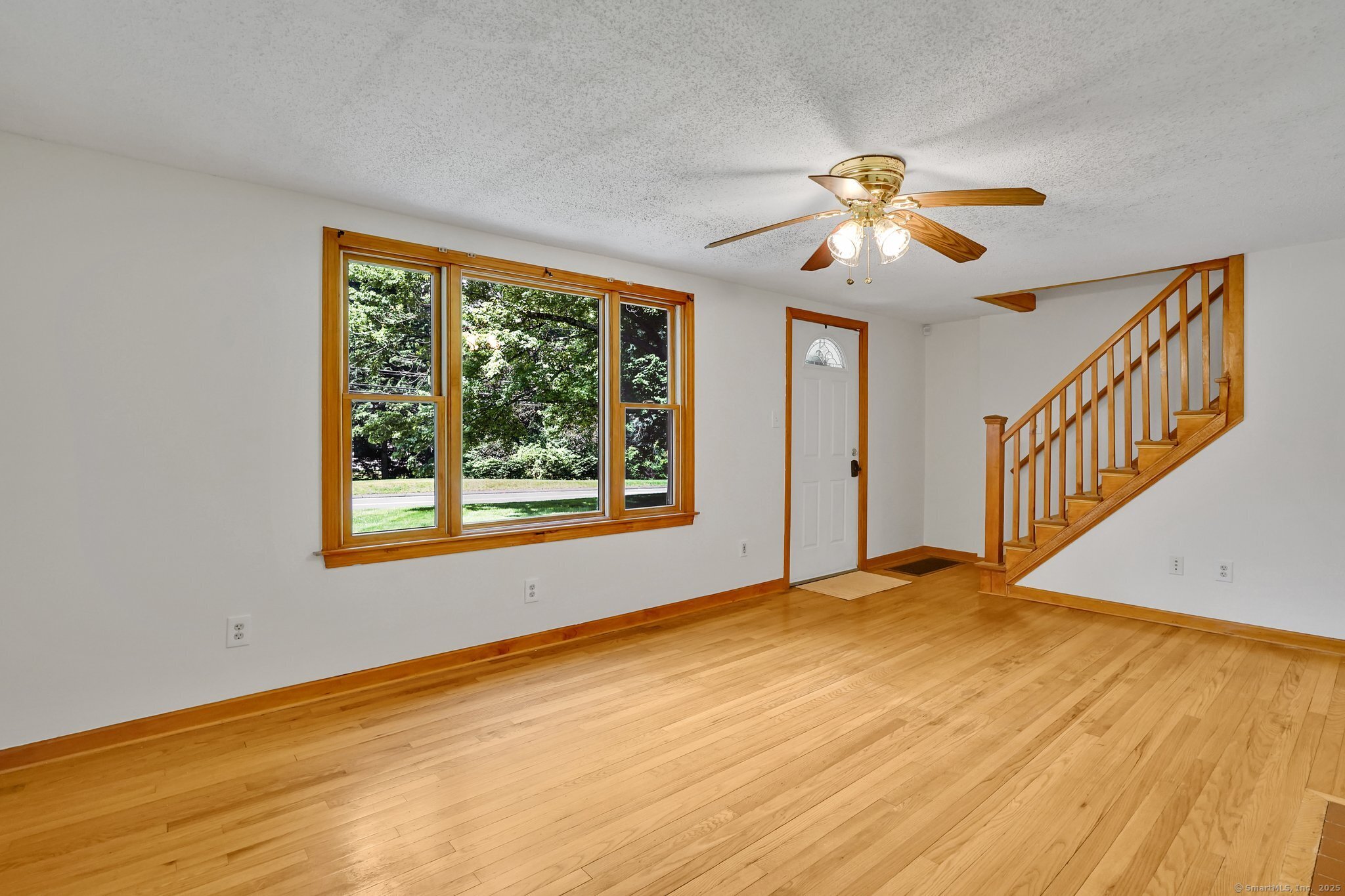 228 North Granby Road
