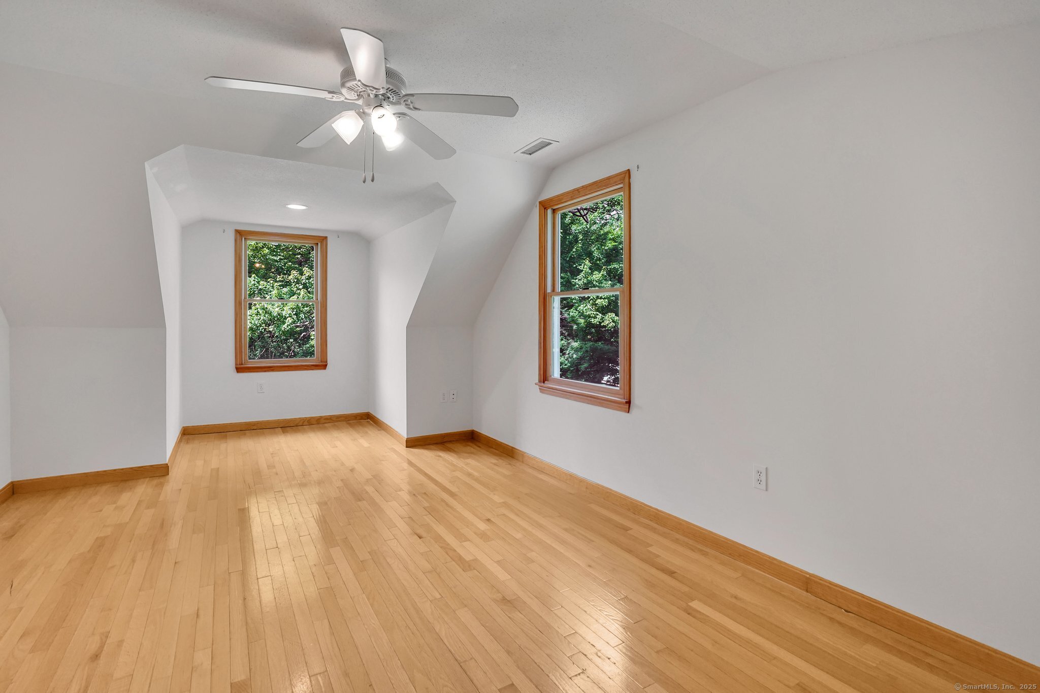 228 North Granby Road