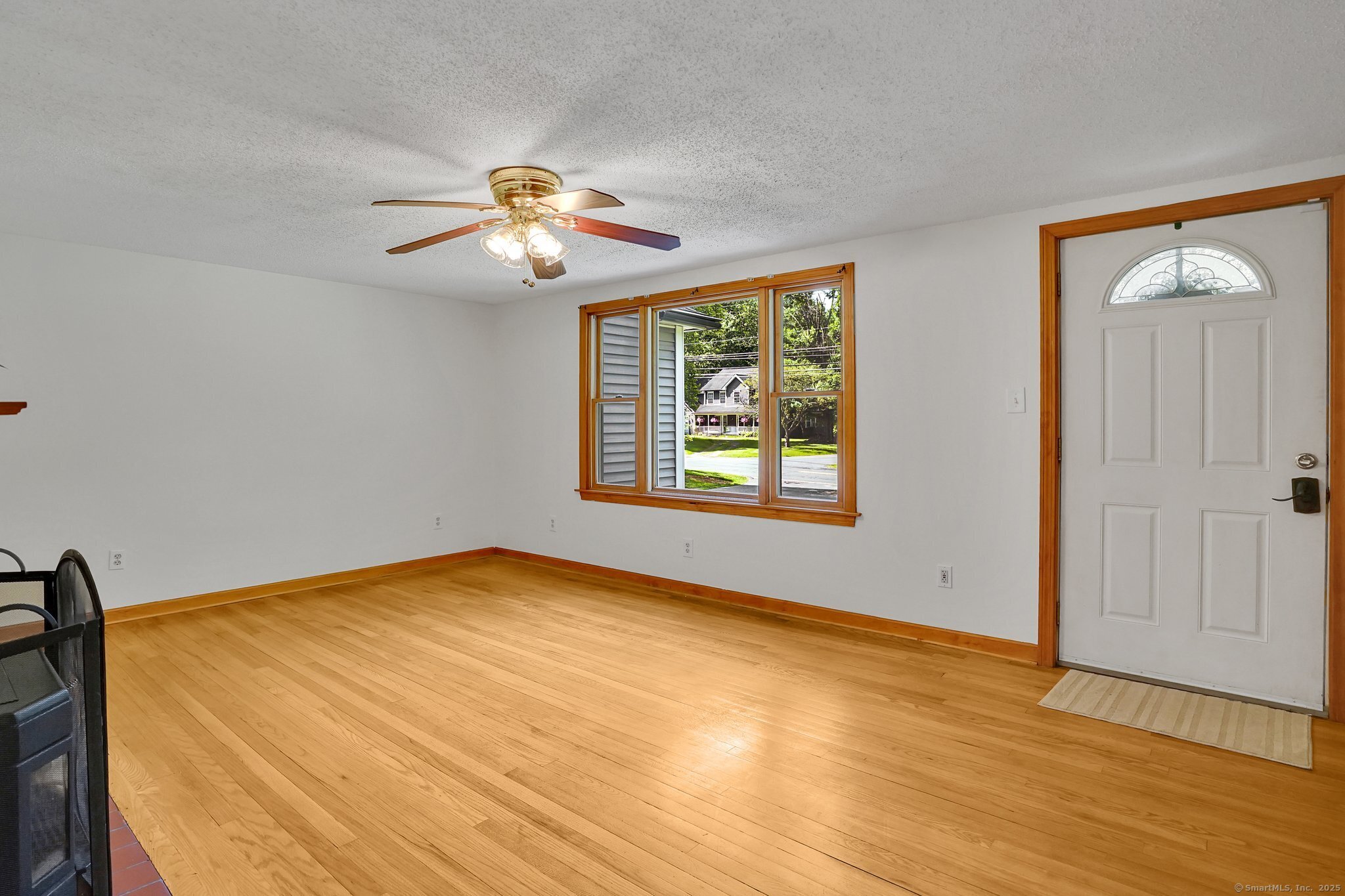 228 North Granby Road