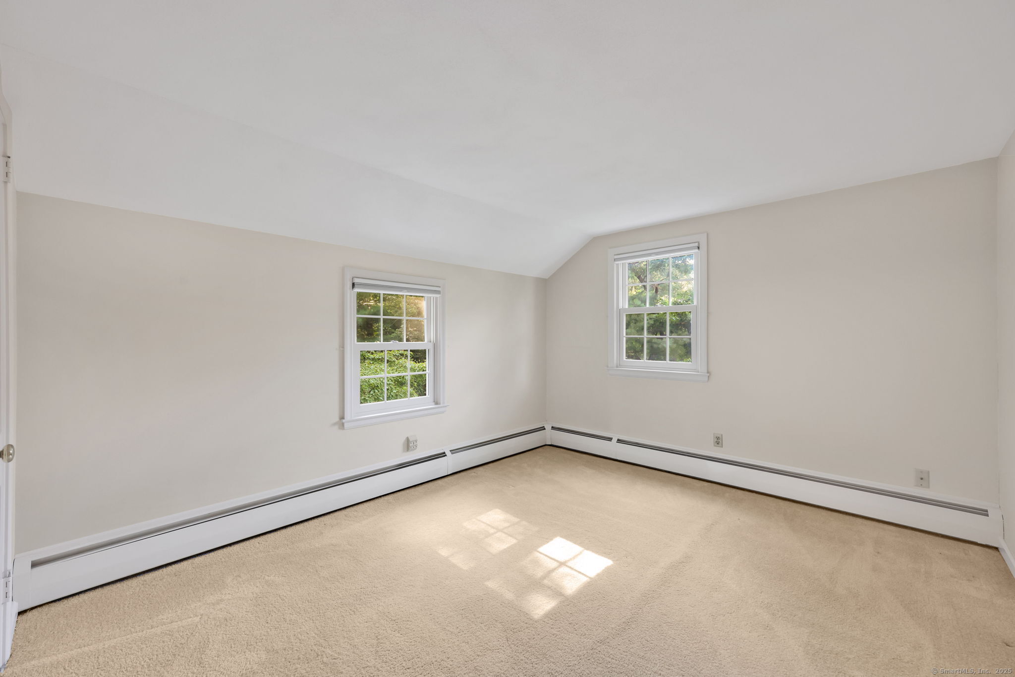 25 Highwood Drive