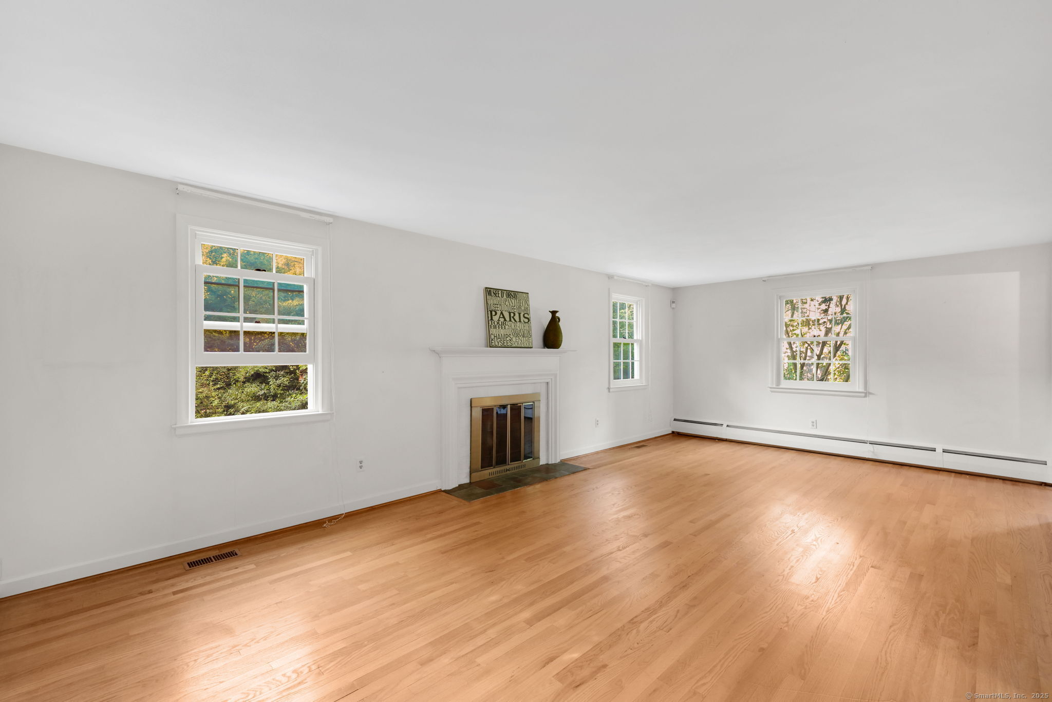 25 Highwood Drive