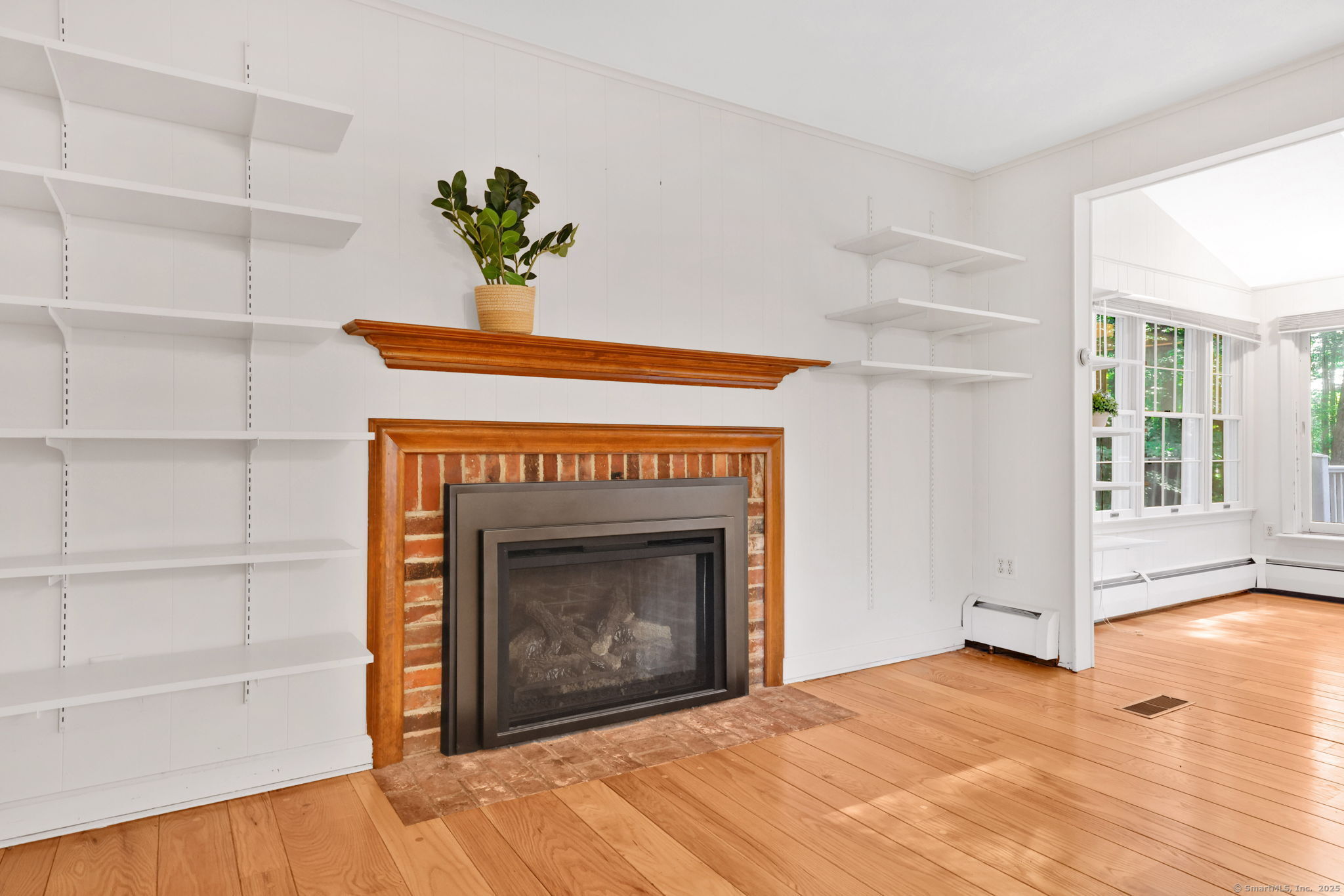 25 Highwood Drive