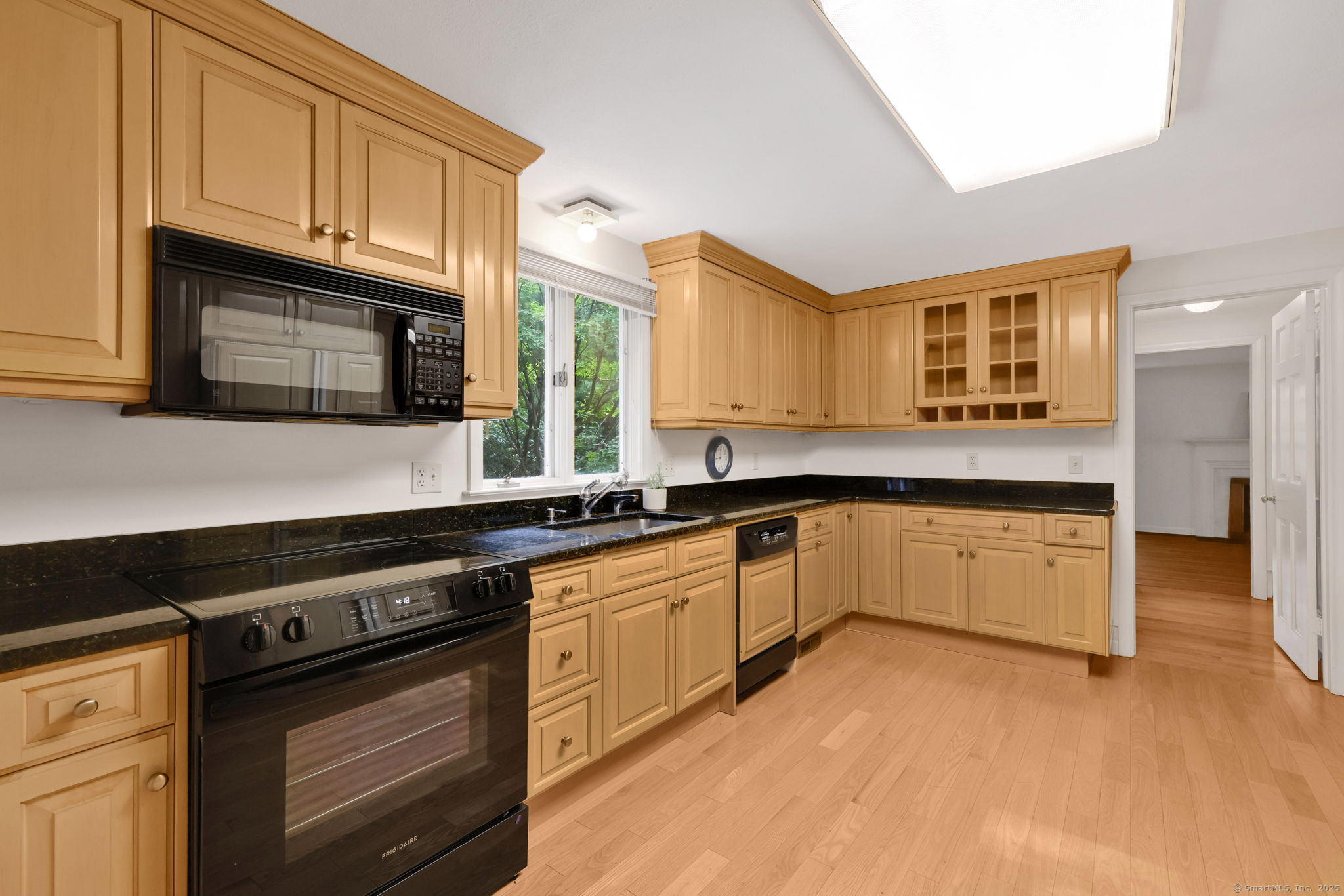 25 Highwood Drive