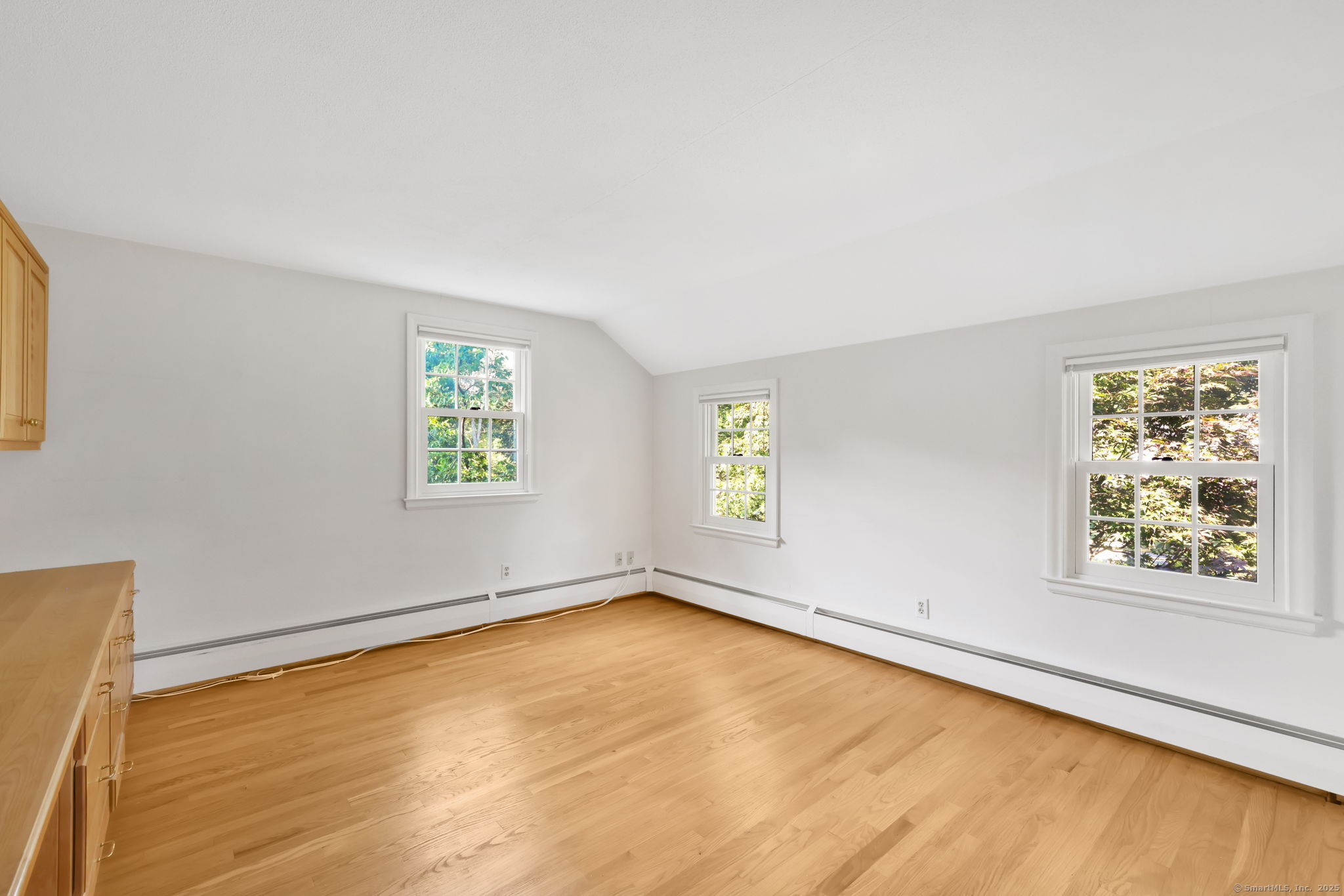 25 Highwood Drive