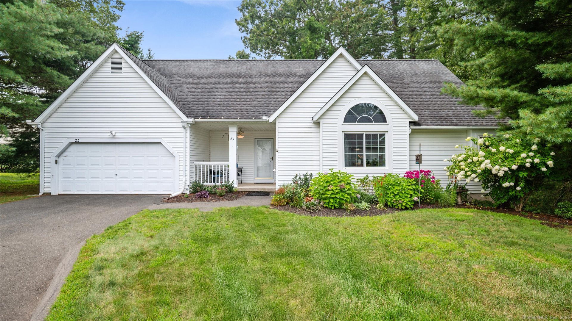 23 Stratton Forest Way 23