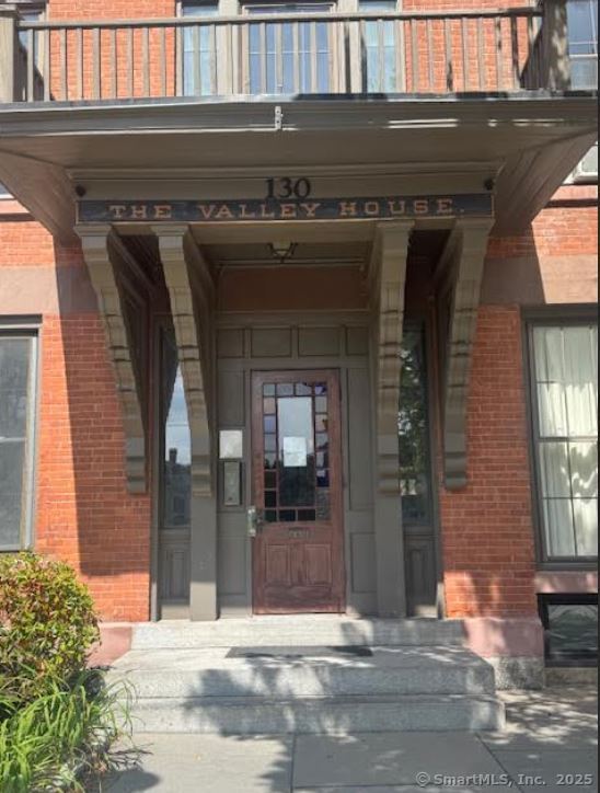 130 Main Street APT 4C