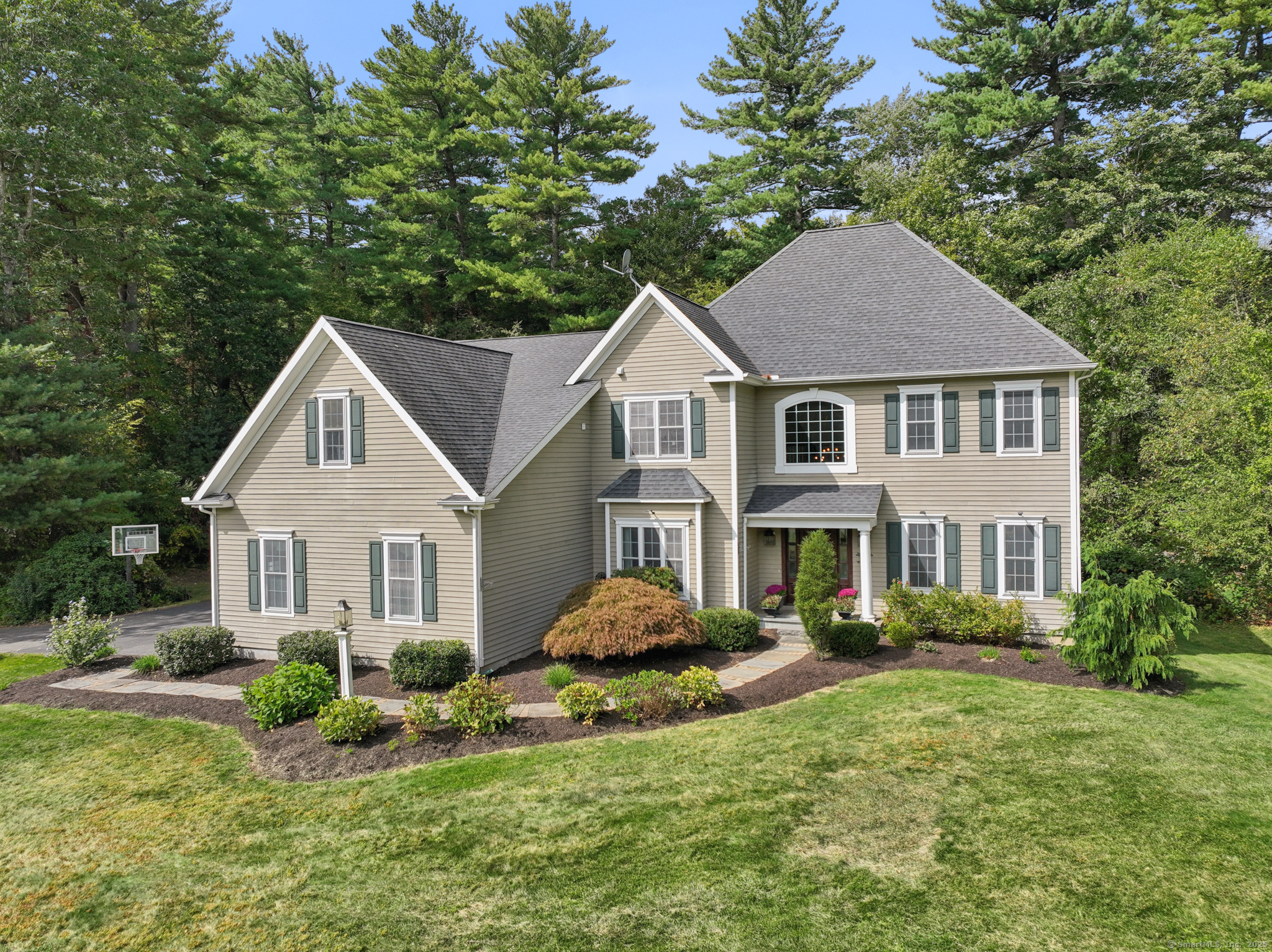 247 Old Farms Road