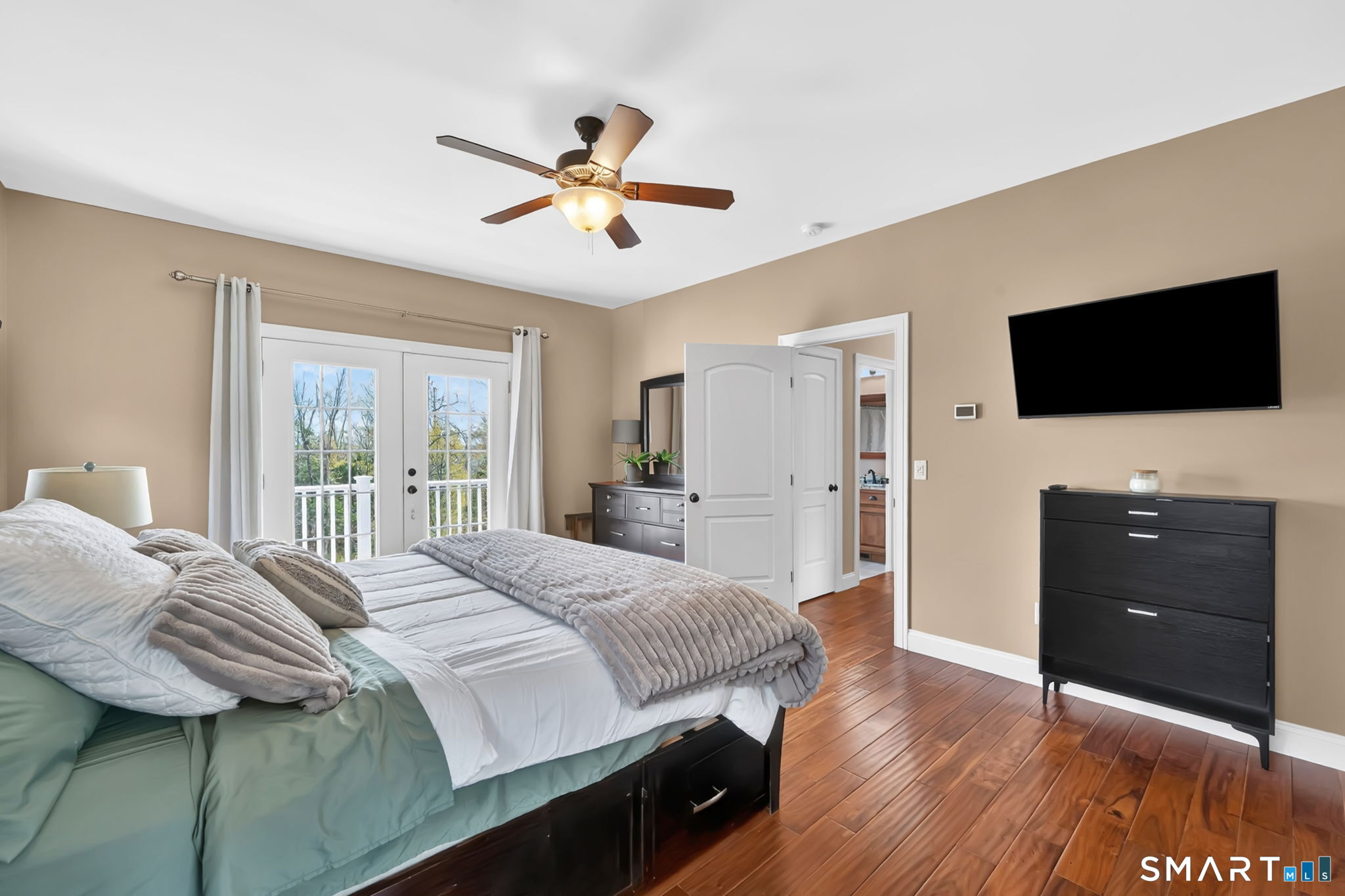 6 Eastview Drive