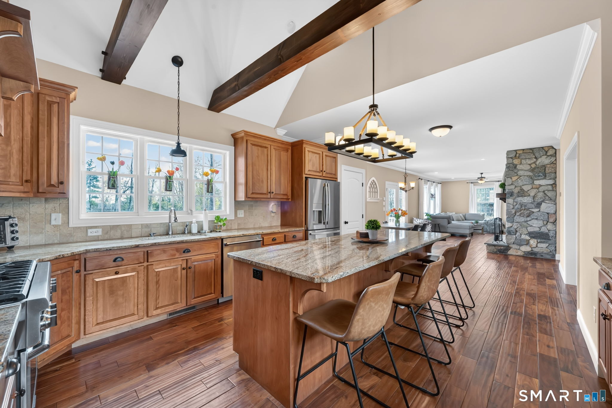 6 Eastview Drive