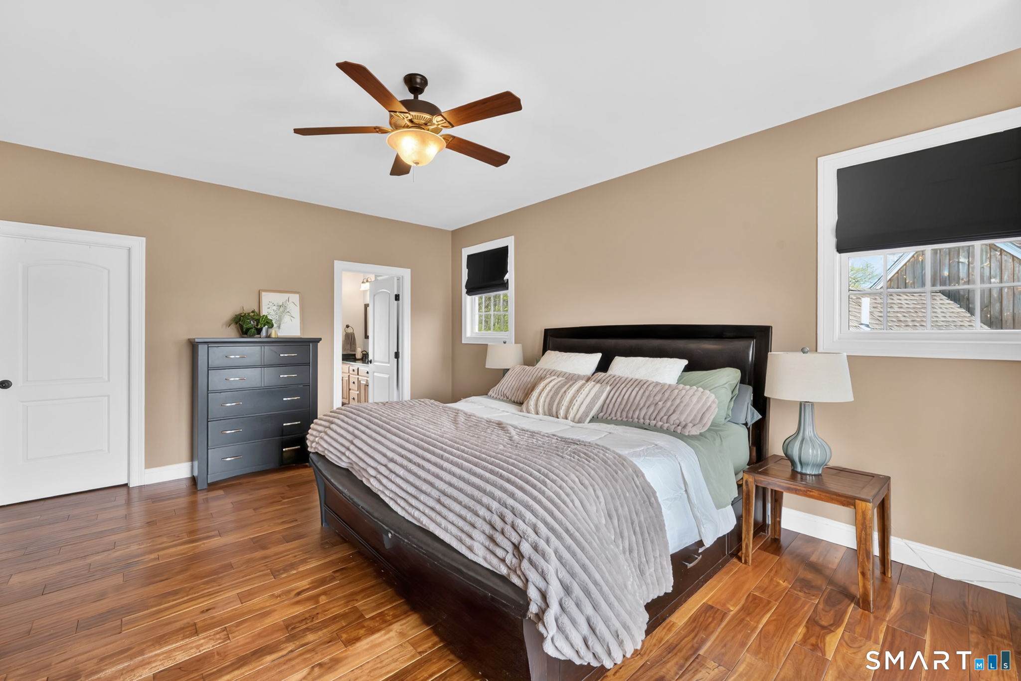 6 Eastview Drive