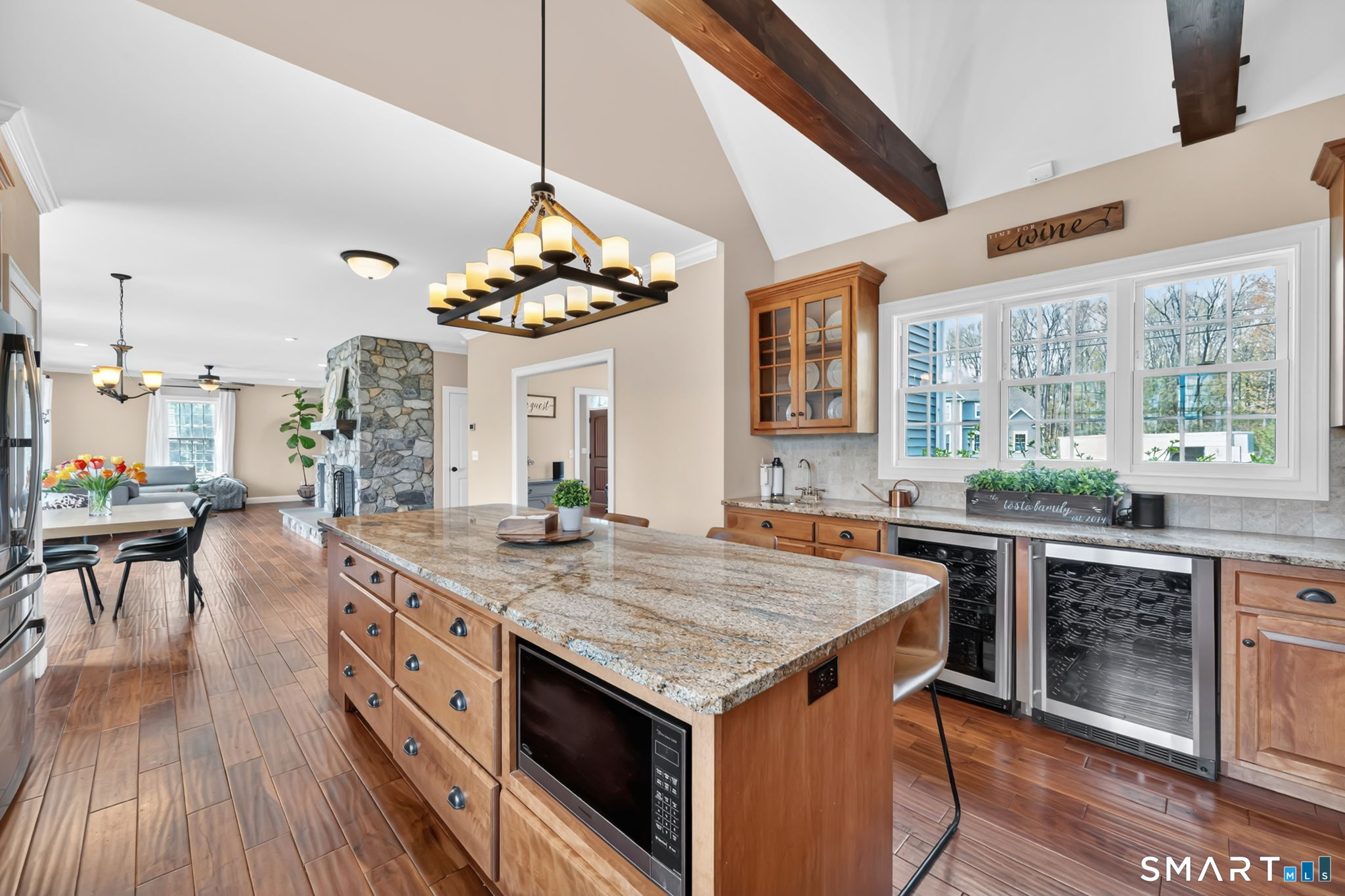 6 Eastview Drive
