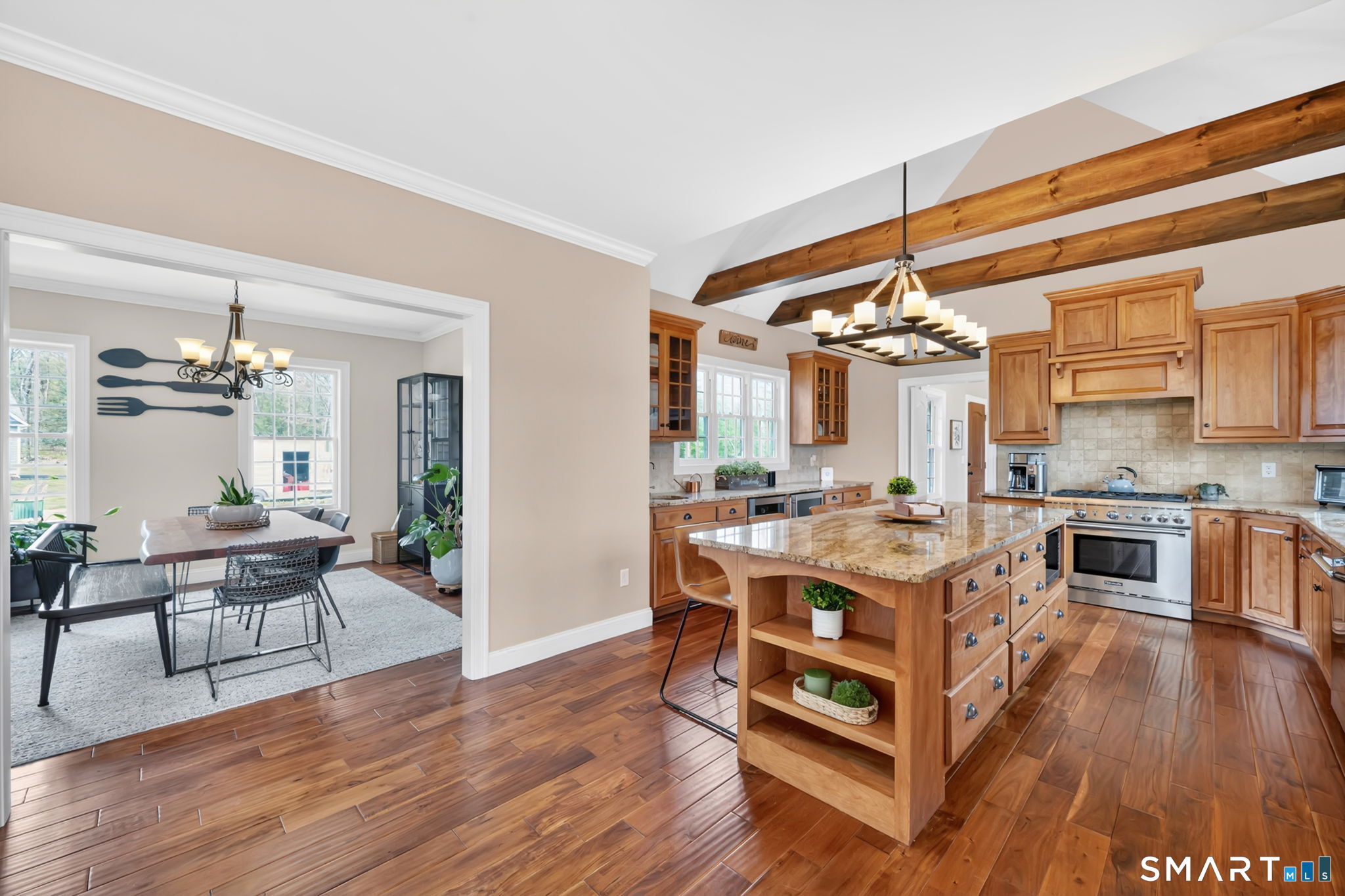 6 Eastview Drive