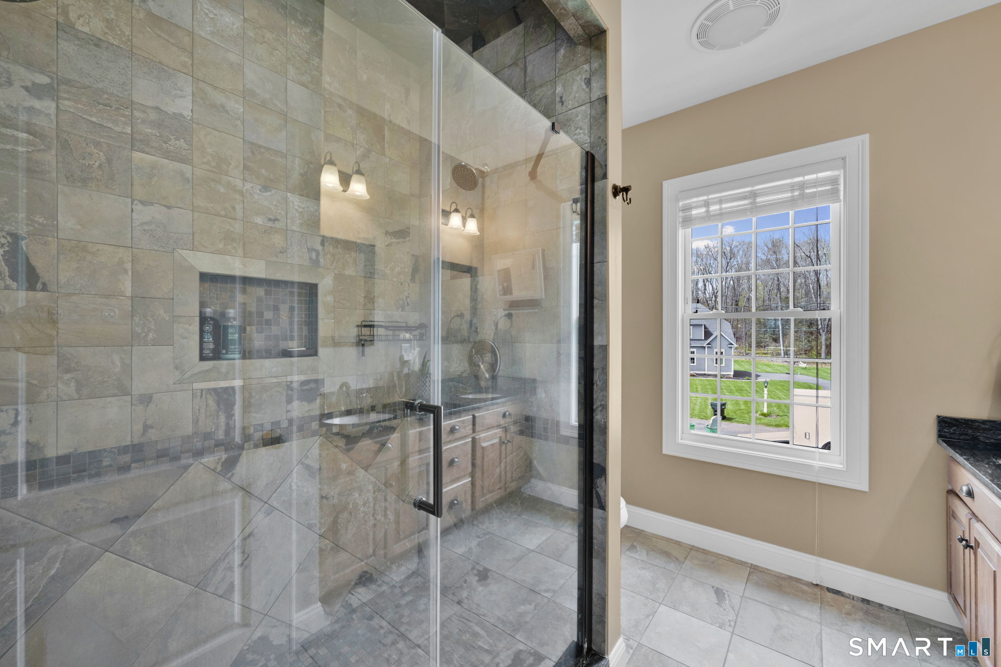 6 Eastview Drive