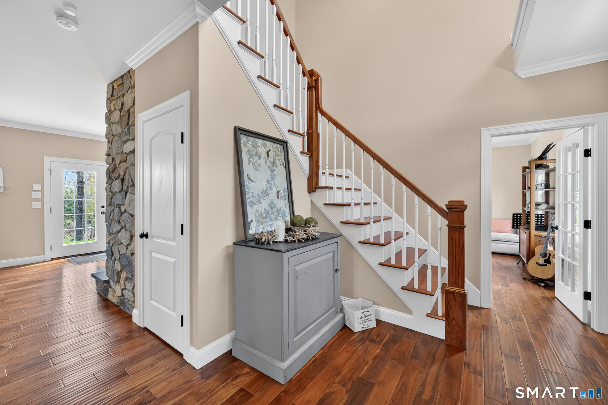 6 Eastview Drive