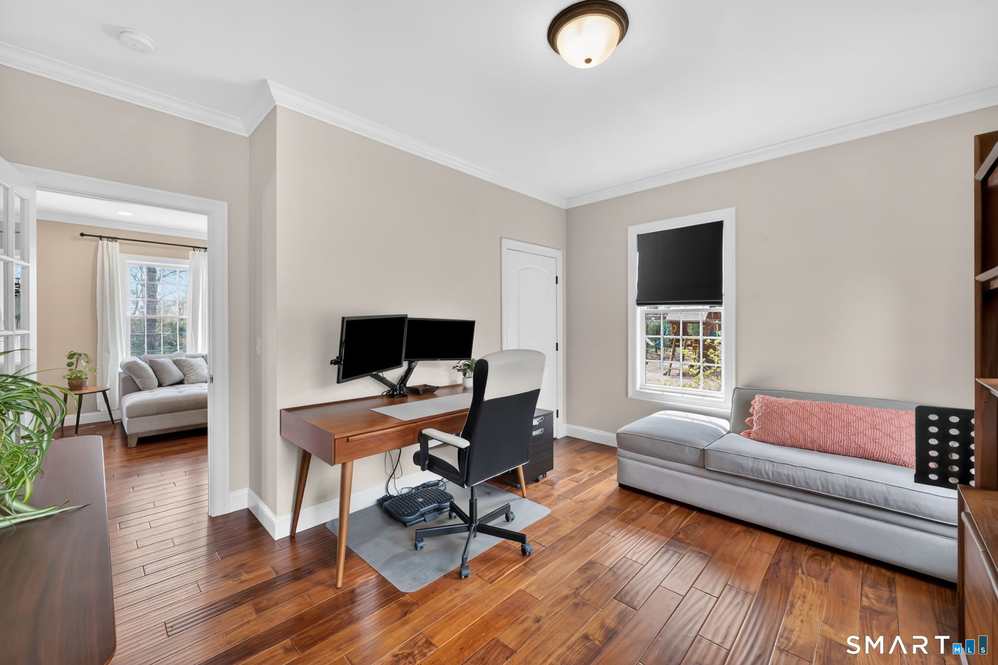 6 Eastview Drive