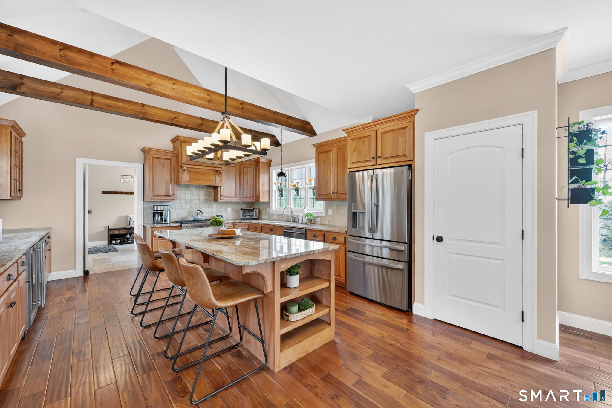 6 Eastview Drive