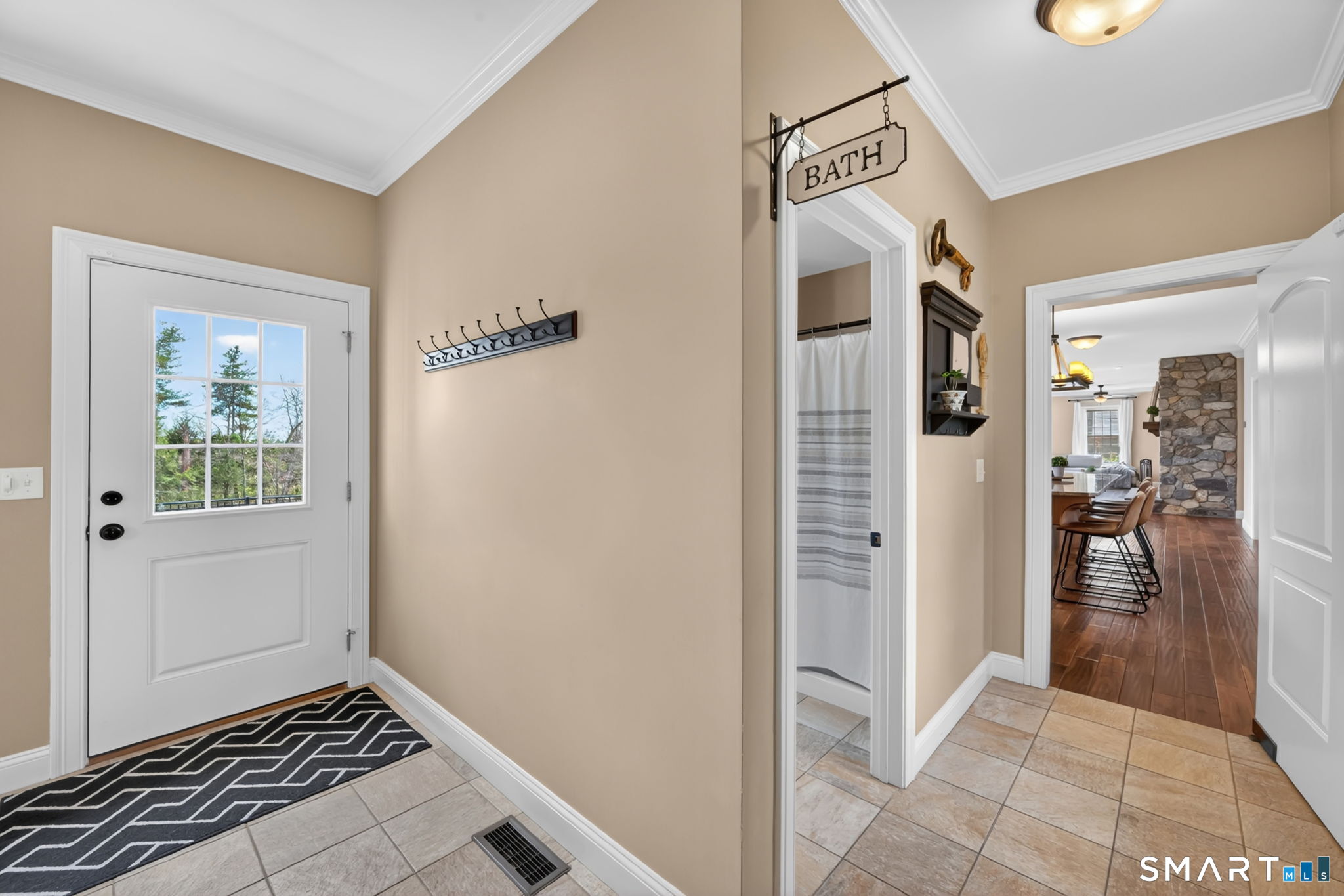 6 Eastview Drive